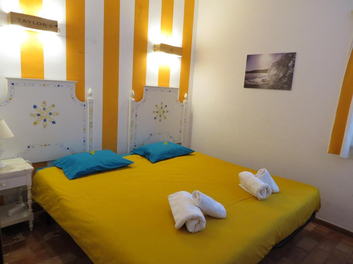 Jho'La Surf Camp Hostel Luz Kültér fotó