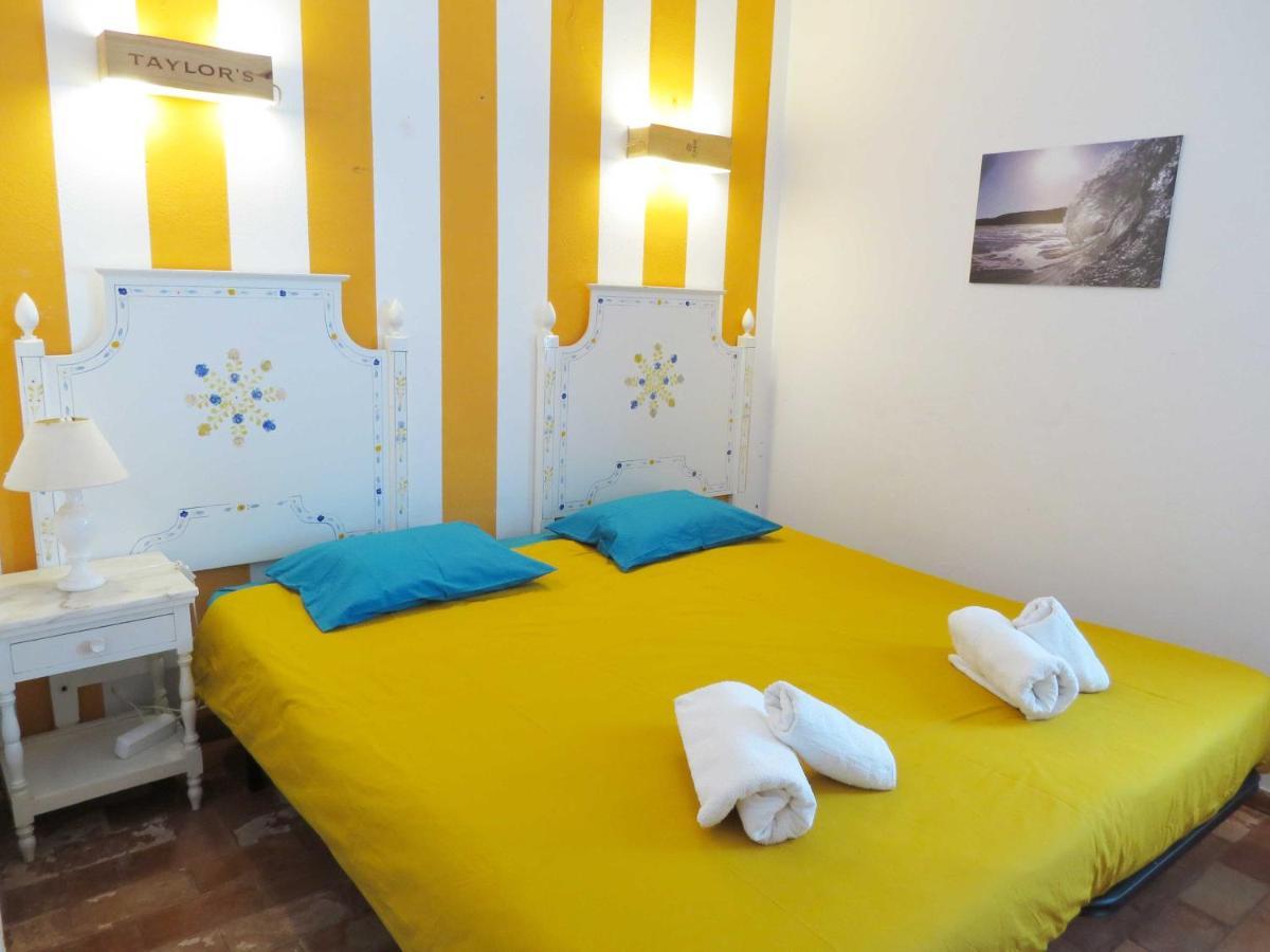 Jho'La Surf Camp Hostel Luz Kültér fotó