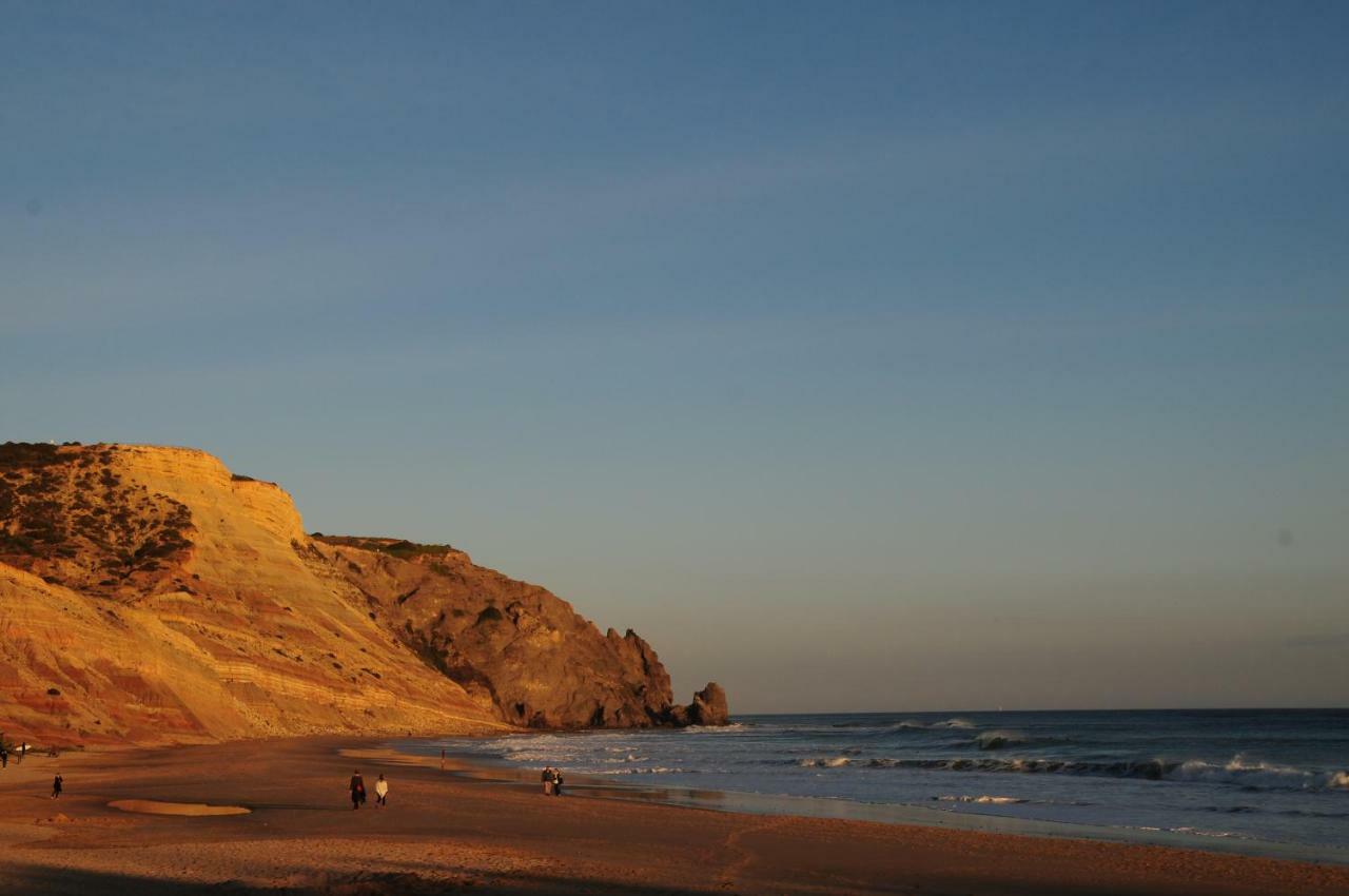 Jho'La Surf Camp Hostel Luz Kültér fotó
