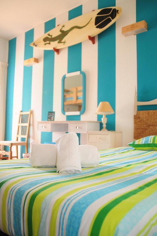 Jho'La Surf Camp Hostel Luz Kültér fotó